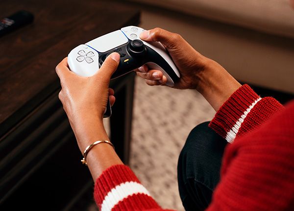 La consola PS5® hace posibles nuevas formas de juego que jamás habías imaginado. PS5: consola Playstation 5